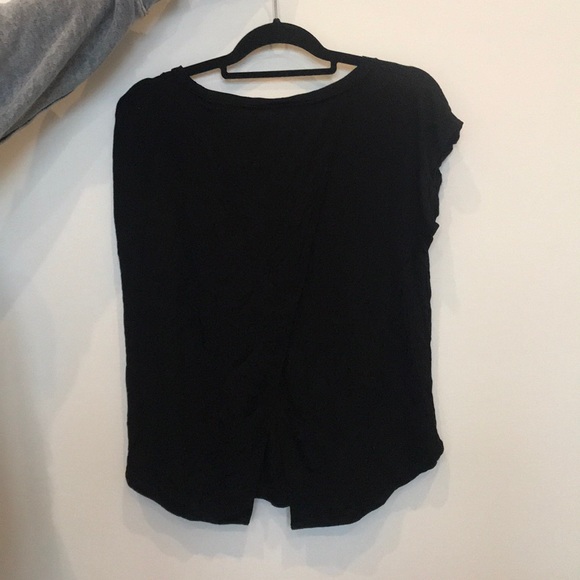 Black Split Back Wilfred Tee - Picture 2 of 3